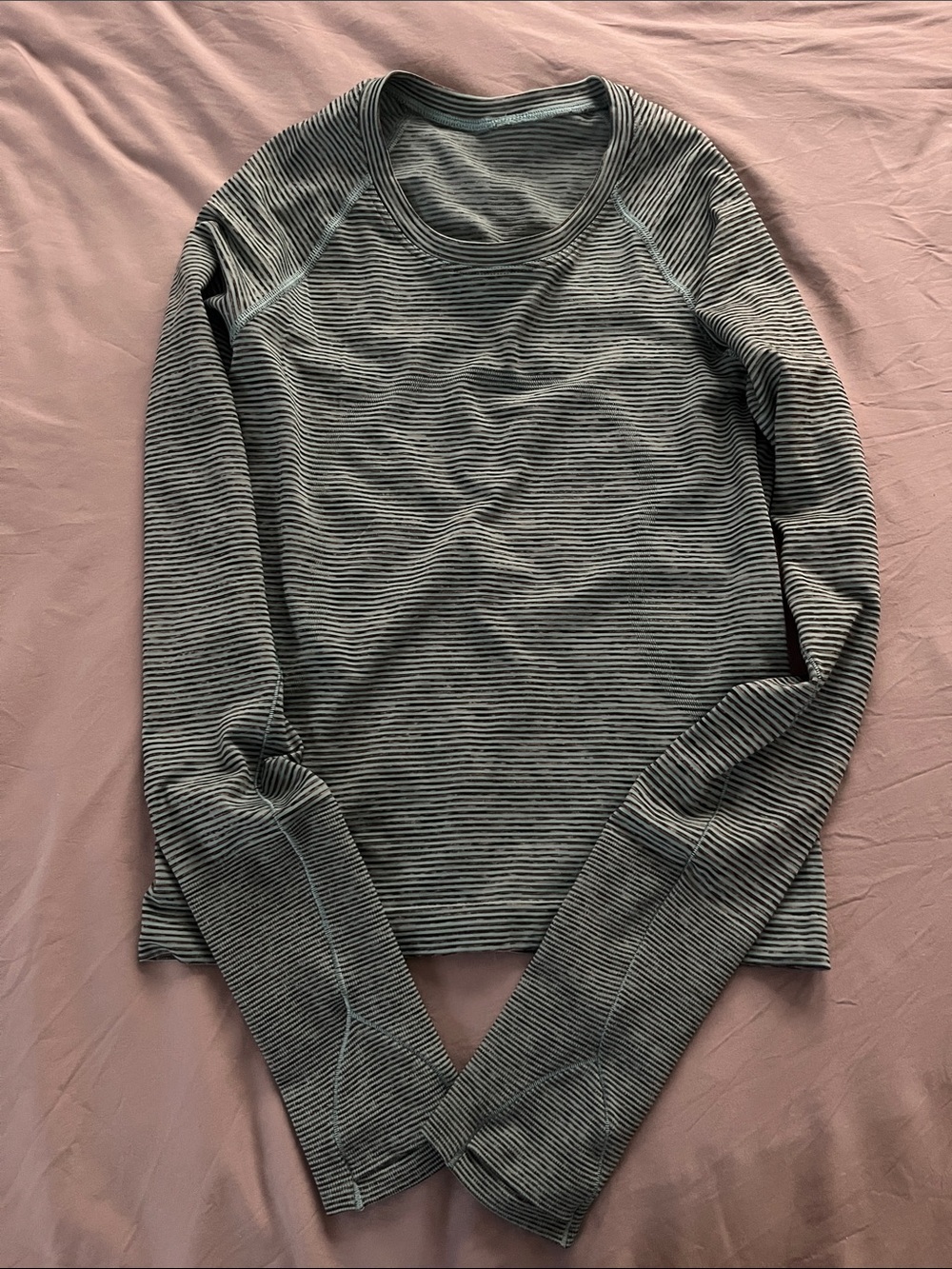 lululemon athletica long sleeve blue stripe dri fit
